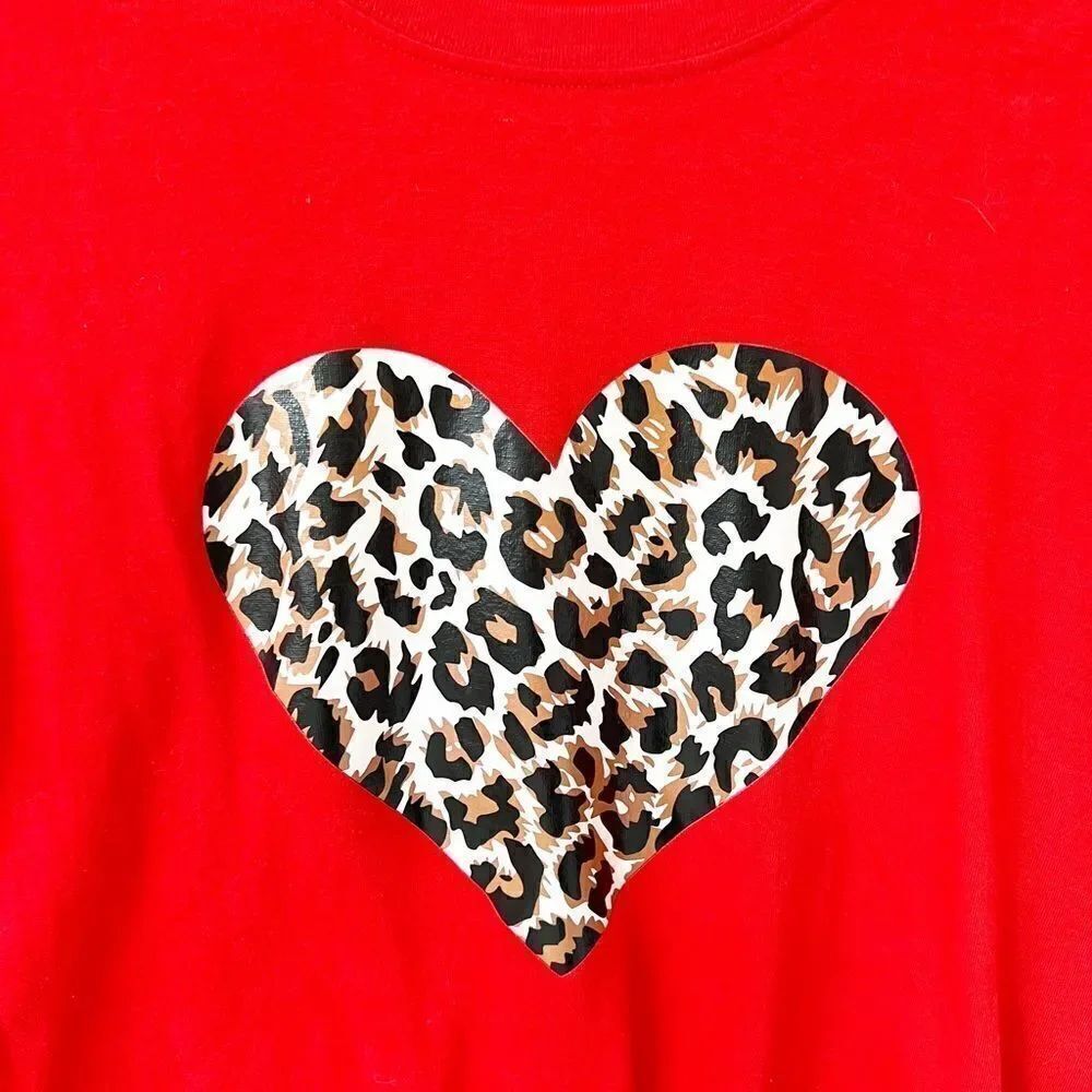 Leopard heart t-shirt  - Picture 3 of 3